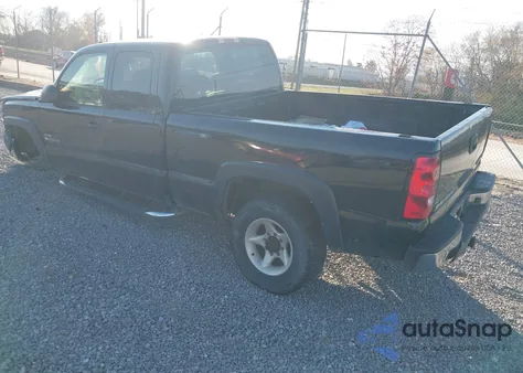 2004 Chevrolet Silverado 2500Hd Lt from USA, damaged, VIN 1GCHK292X4E389946
